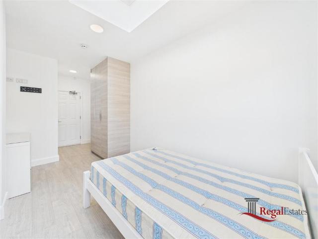 Room for rent in Sudbury, Greater London