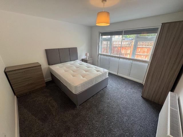 Room for rent in Colshaw Farm, Wilmslow