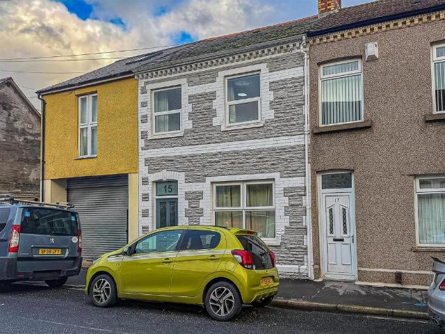 Room for rent in Pengam Green, Falcon Lodge