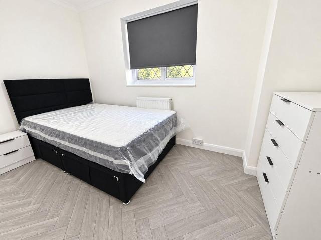 Room for rent in Ifield, Crawley