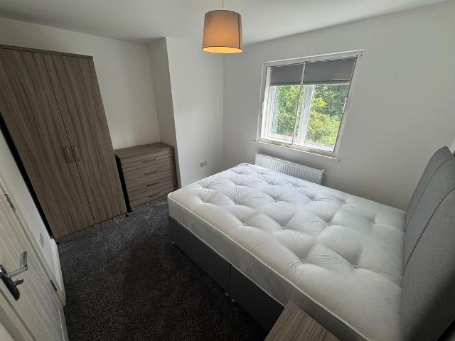 Room for rent in Colshaw Farm, Wilmslow