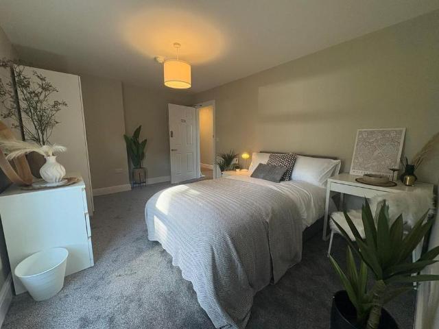 Room for rent in Highweek, Bridford