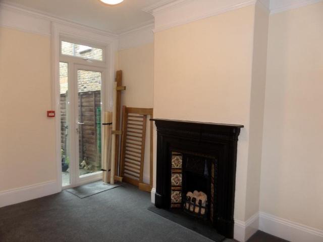 Room for rent in London Borough of Croydon, Greater London