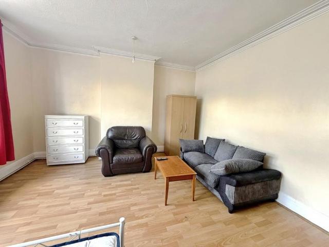 Room for rent in Greater London