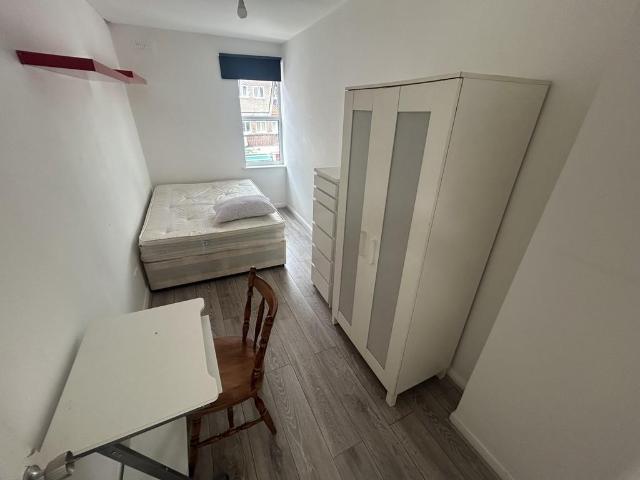 Room for rent in Whitechapel, Greater London