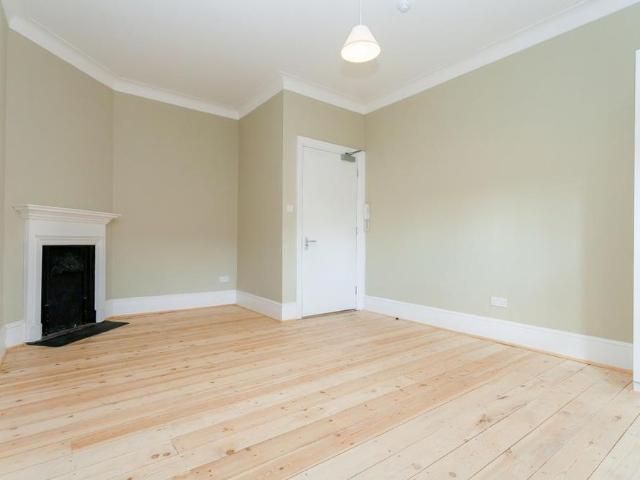 Room for rent in Forest Gate, Greater London