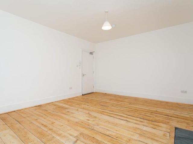 Room for rent in Forest Gate, Greater London