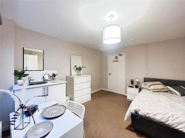 Room for rent in Witton, Crookhill