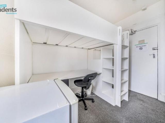 Room for rent in Castle, Bedford