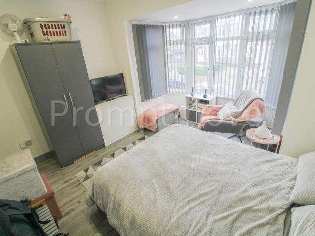 Room for rent in Spring Park, Luton