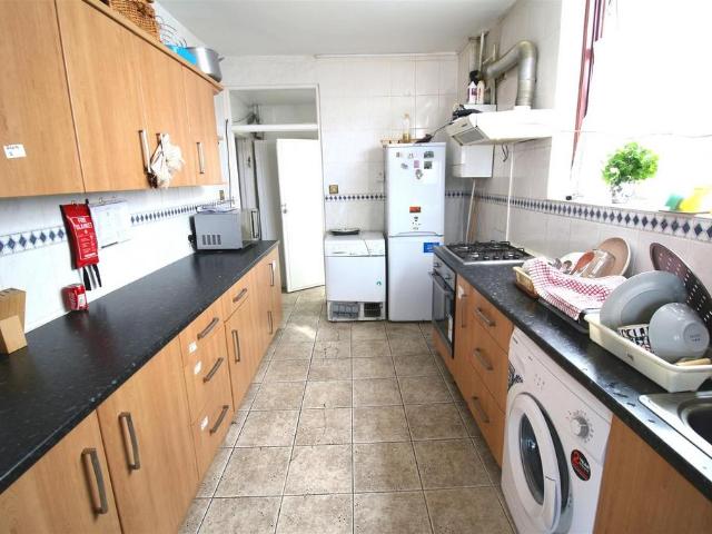 Room for rent in South Stanmore, Greater London