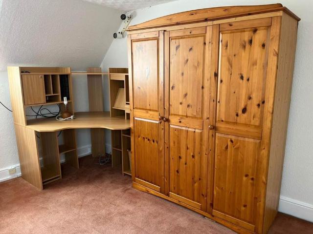 Room for rent in School House, Gloucestershire