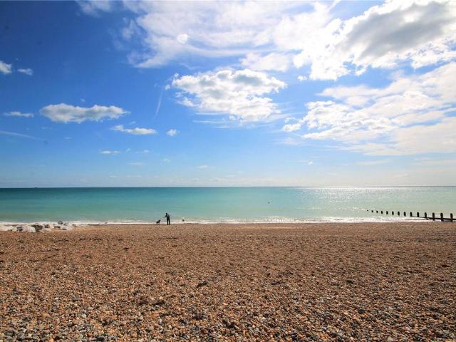 Room for rent in Fishersgate, West Sussex
