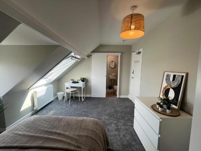 Room for rent in Highweek, Bridford