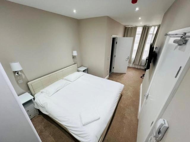 Room for rent in Baswich, Isle Of Man