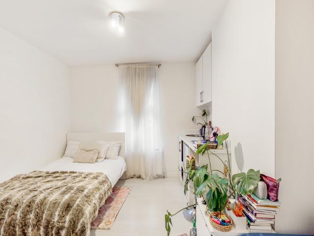 Room for rent in Yiewsley, Greater London