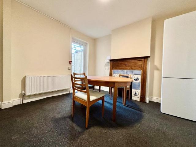 Room for rent in Brompton, Gillingham