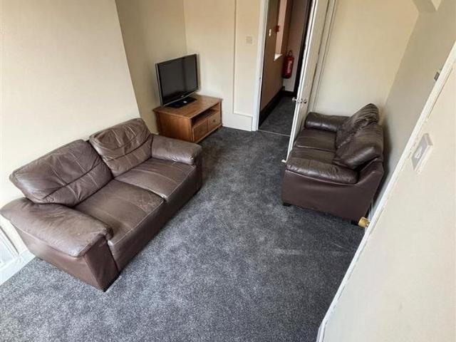 Room for rent in St John's, Worcestershire