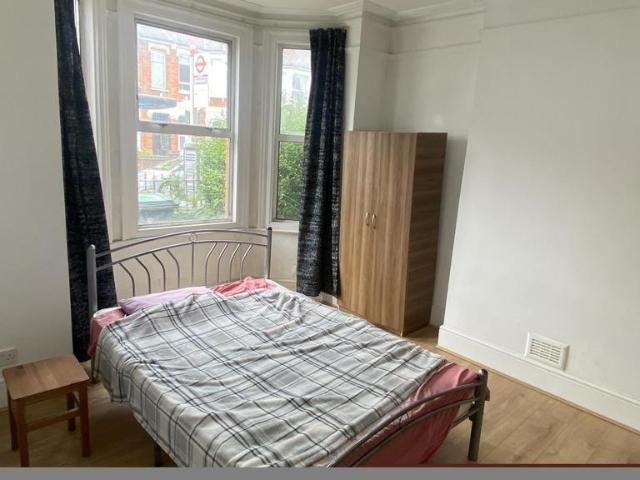 Room for rent in Greater London