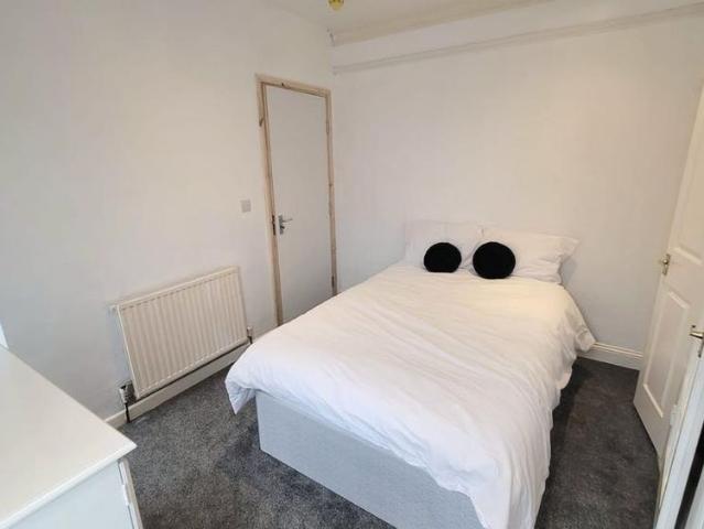 Room for rent in Holywell Estate, Watford