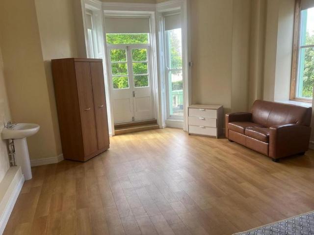 Room for rent in Upton, Babbacombe