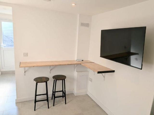 Room for rent in Weston-super-mare, North Somerset