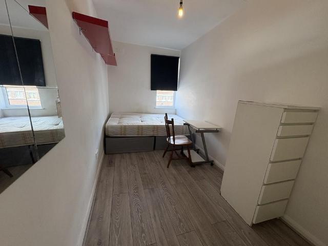 Room for rent in Whitechapel, Greater London