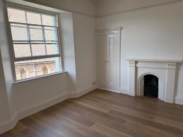 Room for rent in Upton, Babbacombe