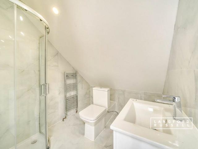 Room for rent in Coldharbour, Greater London