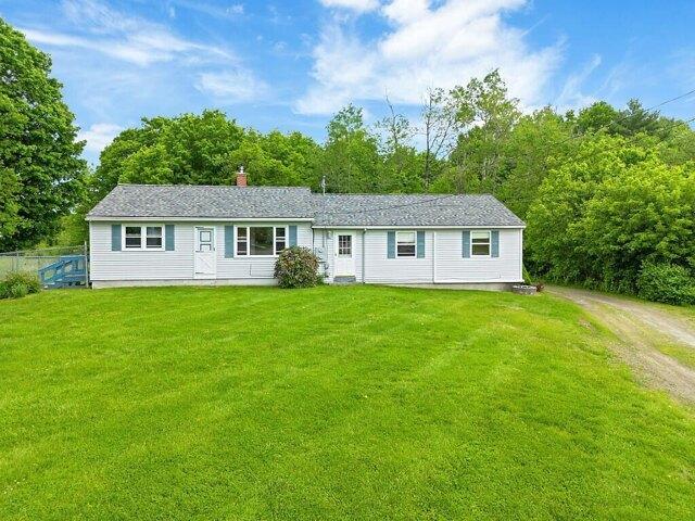 House for sale in Maine