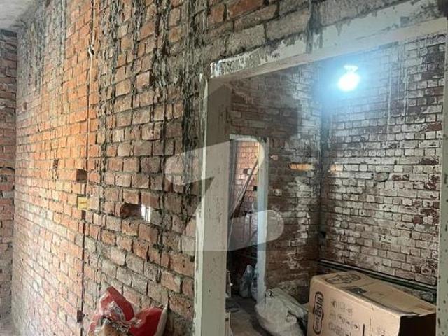 House for sale in Faisalabad, Islamabad Capital Territory