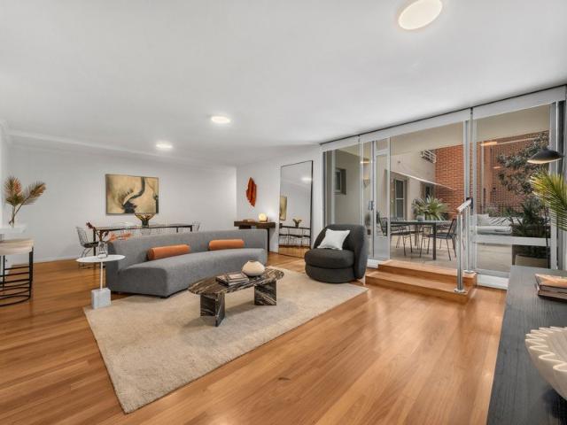 Apartment for sale in Moore Park Gardens, Sydney