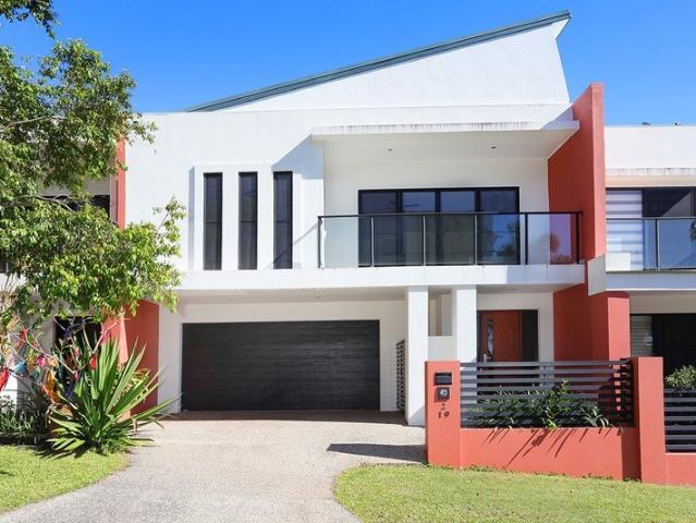 Duplex for sale in Fernbrook, Queensland