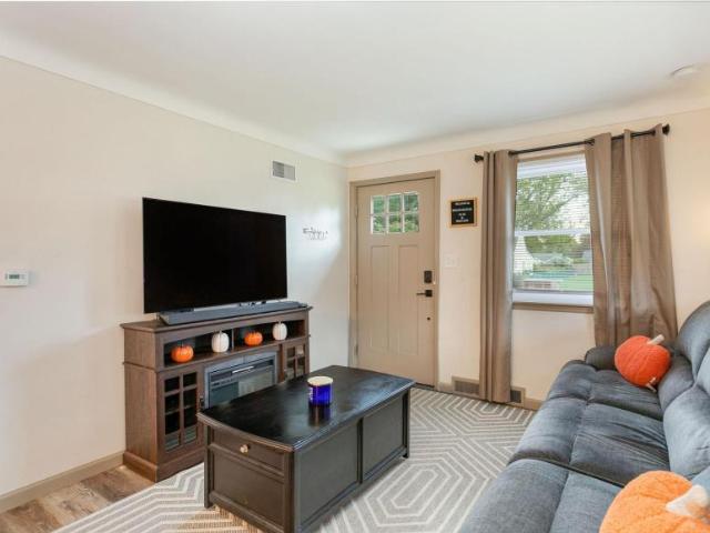 House for sale in Maple Lane, Notre Dame