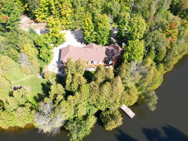 House for sale in Ontario