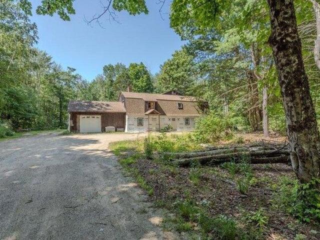 House for sale in Strafford, Strafford County