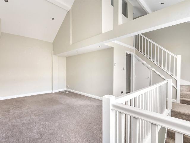 House for rent in Ewens Farm, Cheltenham