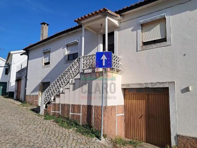 Casa alugar em Coimbra (Sé Nova, Santa Cruz, Almedina e São Bartolomeu), Coimbra