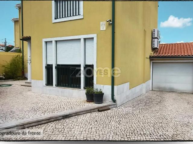 Casa alugar em São Miguel das Encostas, Cascais