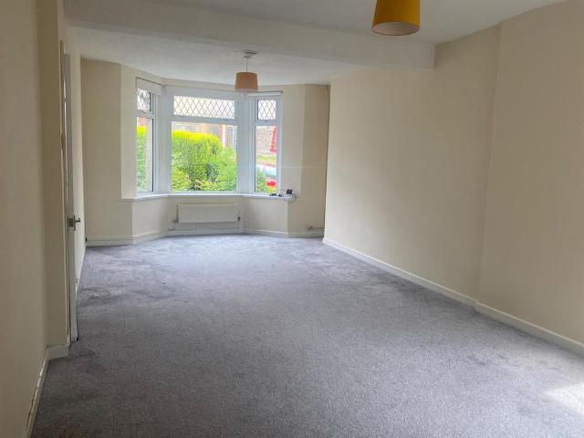 House for rent in Brynithel, Wales
