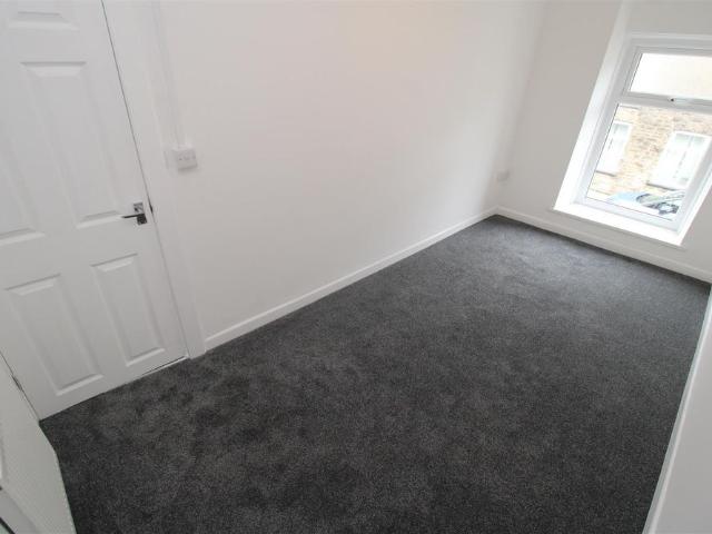 House for rent in Tylorstown, Wales