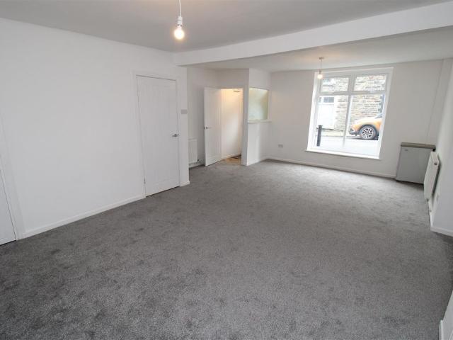House for rent in Treharris