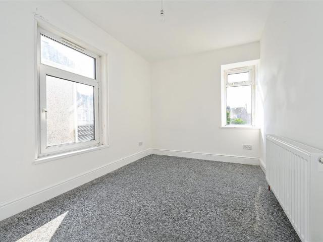 House for rent in Llanelli, Wales