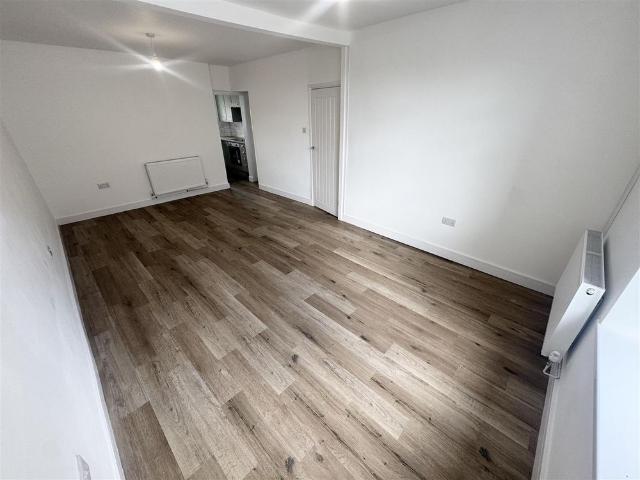 House for rent in Penygraig, Wales