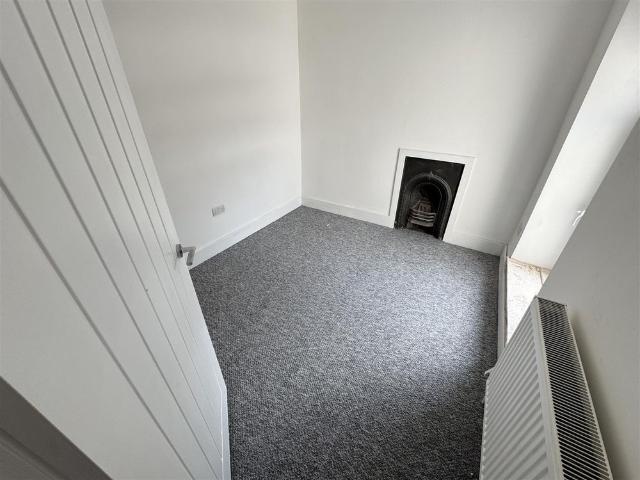 House for rent in Ynysybwl and Coed-y-cwm, Ynysybwl