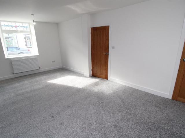 House for rent in Penygraig