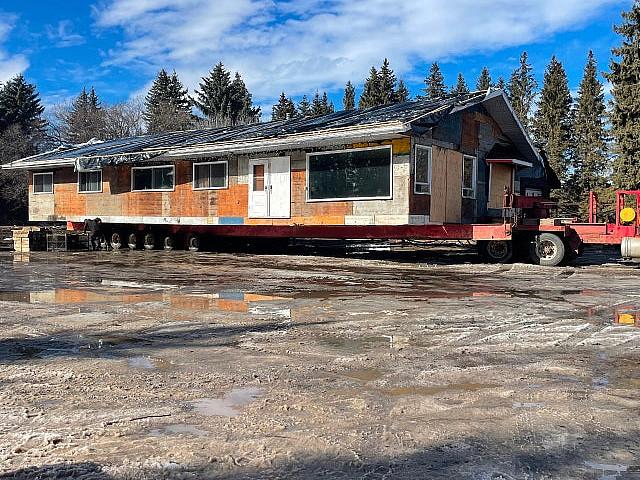 House for sale in Alberta