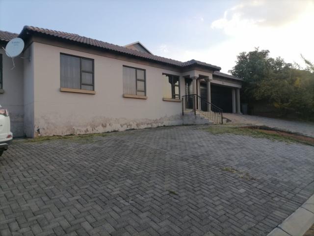 House for rent in Amandasig, Akasia