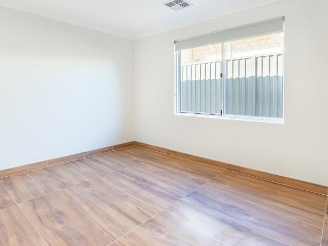 House for rent in Lakelands