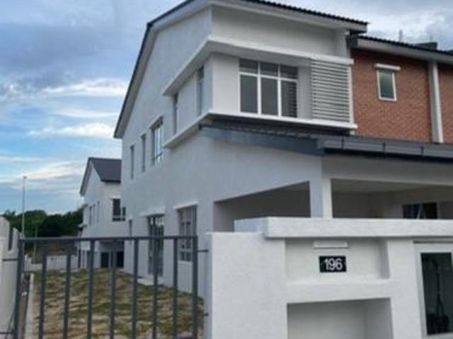Residential House for rent in Sendayan Village, Negeri Sembilan